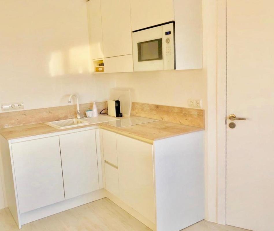 A 2 Passi Dal Mare! Apartment Es Pujols Exterior photo