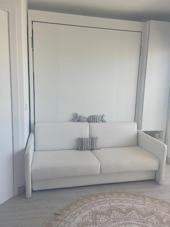 A 2 Passi Dal Mare! Apartment Es Pujols Exterior photo
