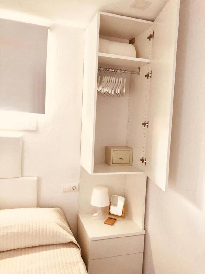 A 2 Passi Dal Mare! Apartment Es Pujols Exterior photo